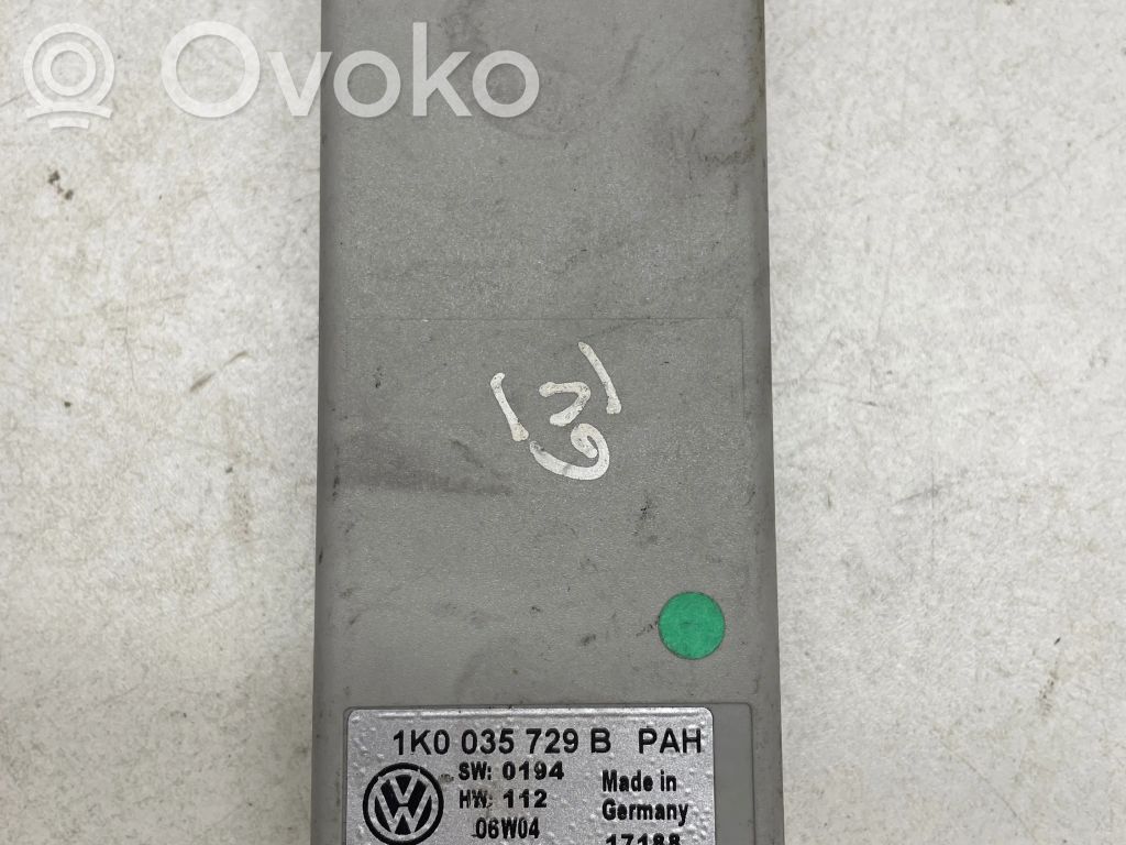 Volkswagen Golf V Tālruņa vadības bloks 
