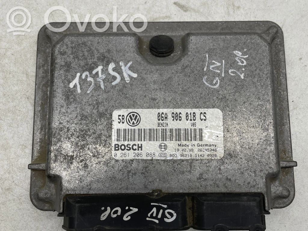 Volkswagen Golf IV Engine control unit/module 