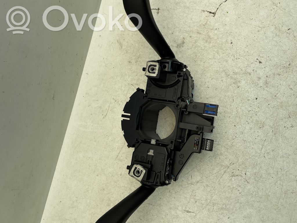 Volkswagen Touran I Wiper turn signal indicator stalk/switch 