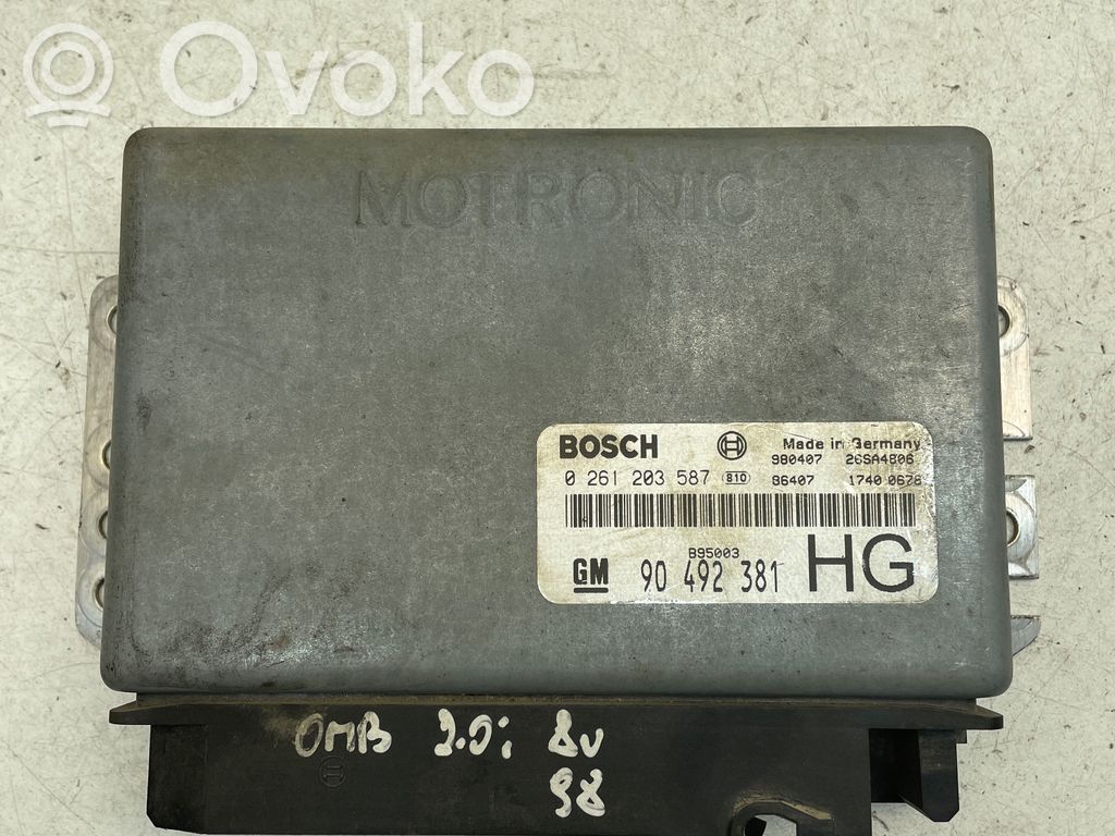 Engine control unit/module   0261203587,26SA4806,90492381