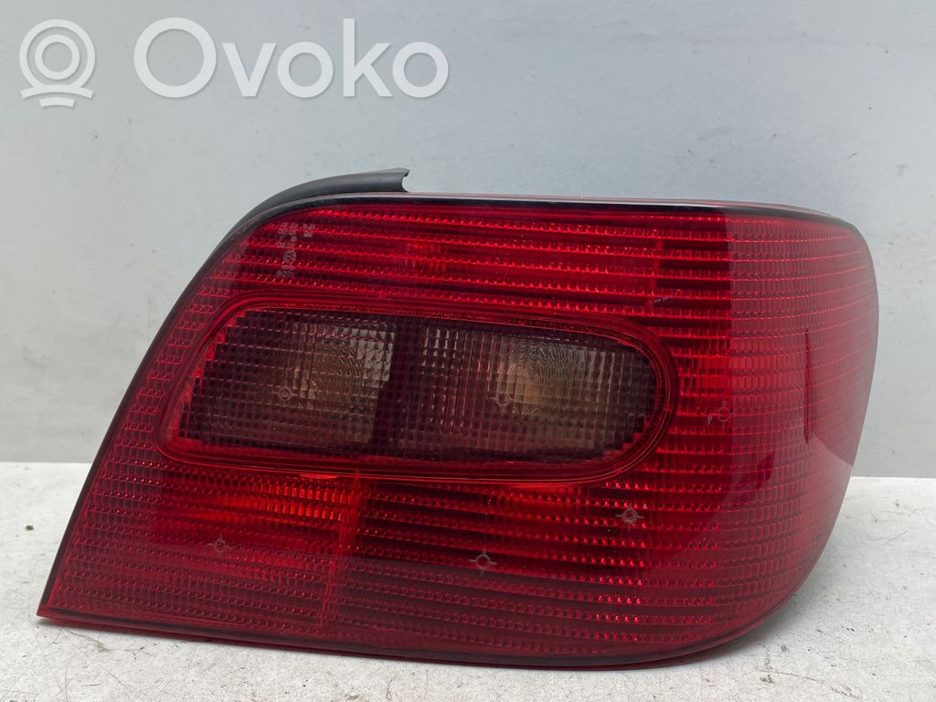 Citroen Xsara Aizmugurējais lukturis virsbūvē 