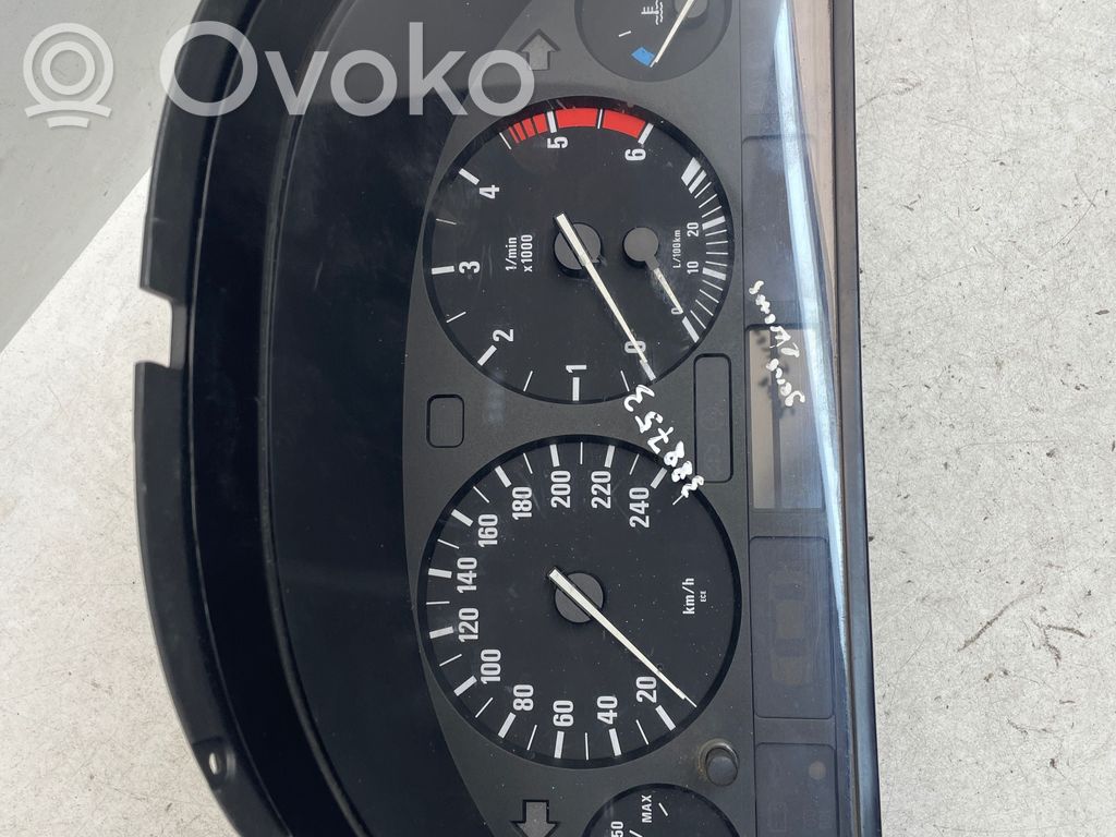 BMW 5 E39 Speedometer (instrument cluster) 