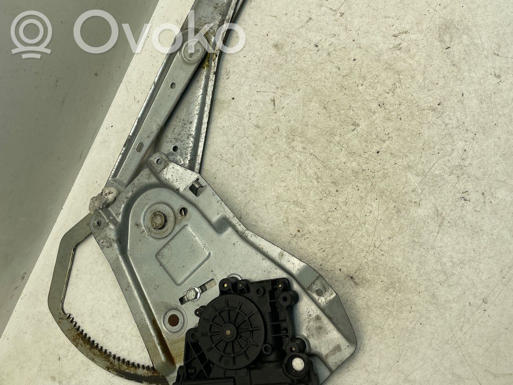 Opel Omega B2 Elektryczny podnośnik szyby drzwi przednich 
