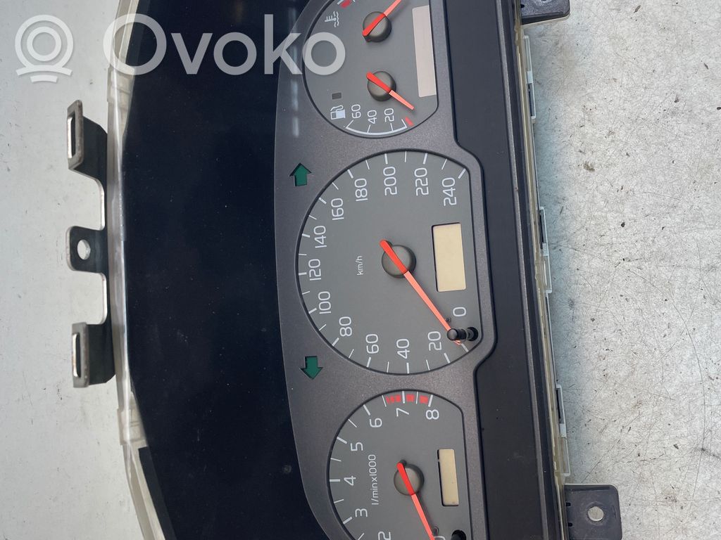Volvo S40, V40 Speedometer (instrument cluster) 