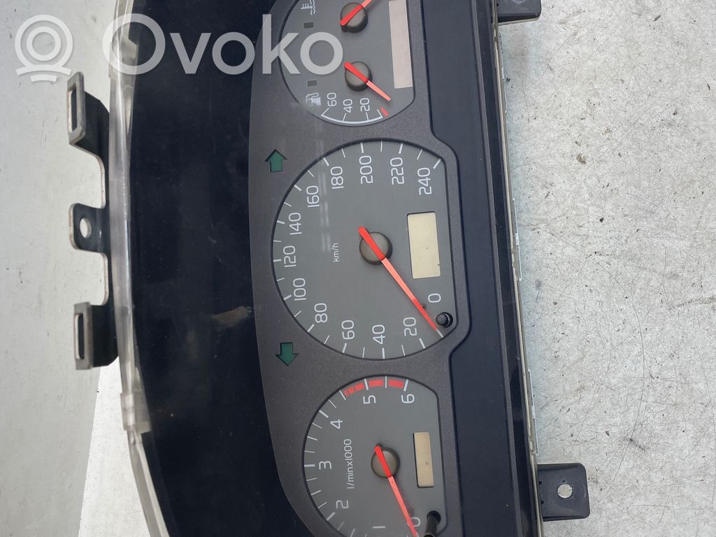 Volvo S40, V40 Speedometer (instrument cluster) 