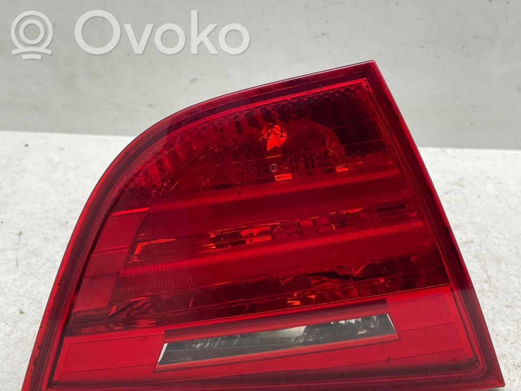 Tailgate rear/tail lights   7154155