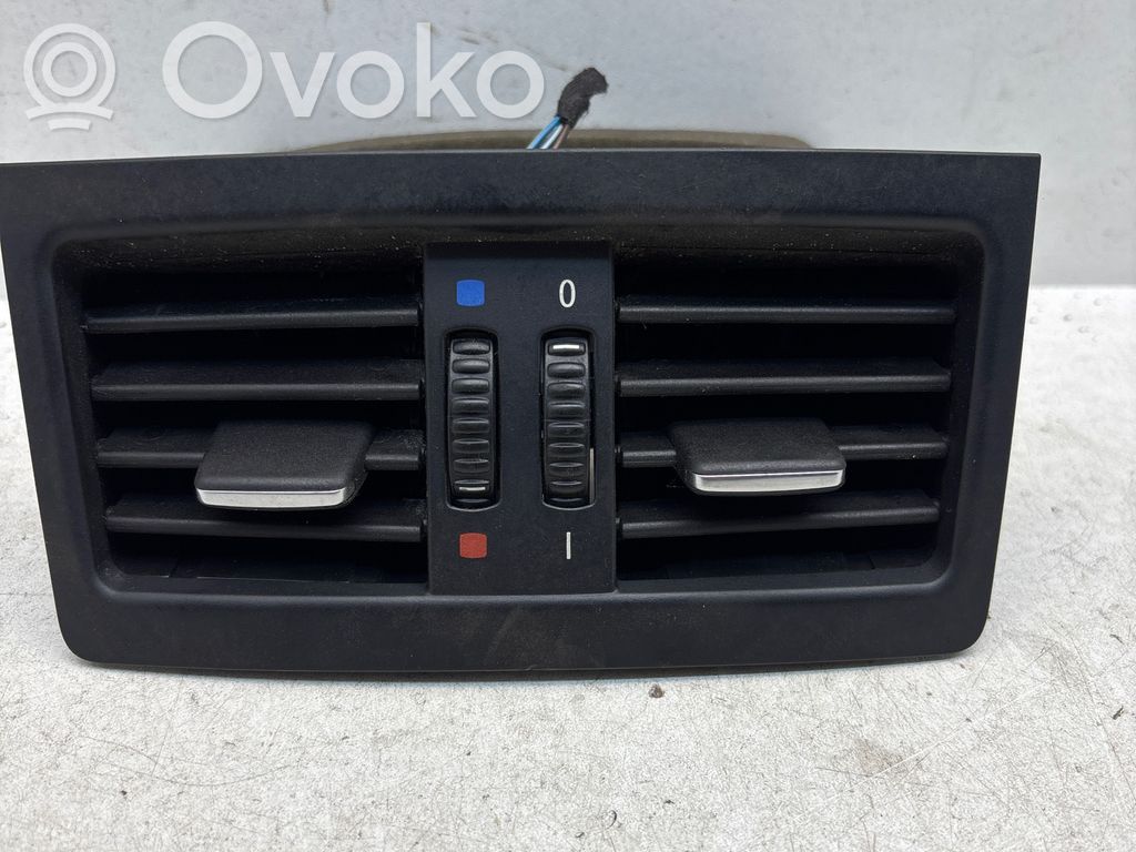 BMW 3 E90 E91 Rejilla de ventilación trasera 