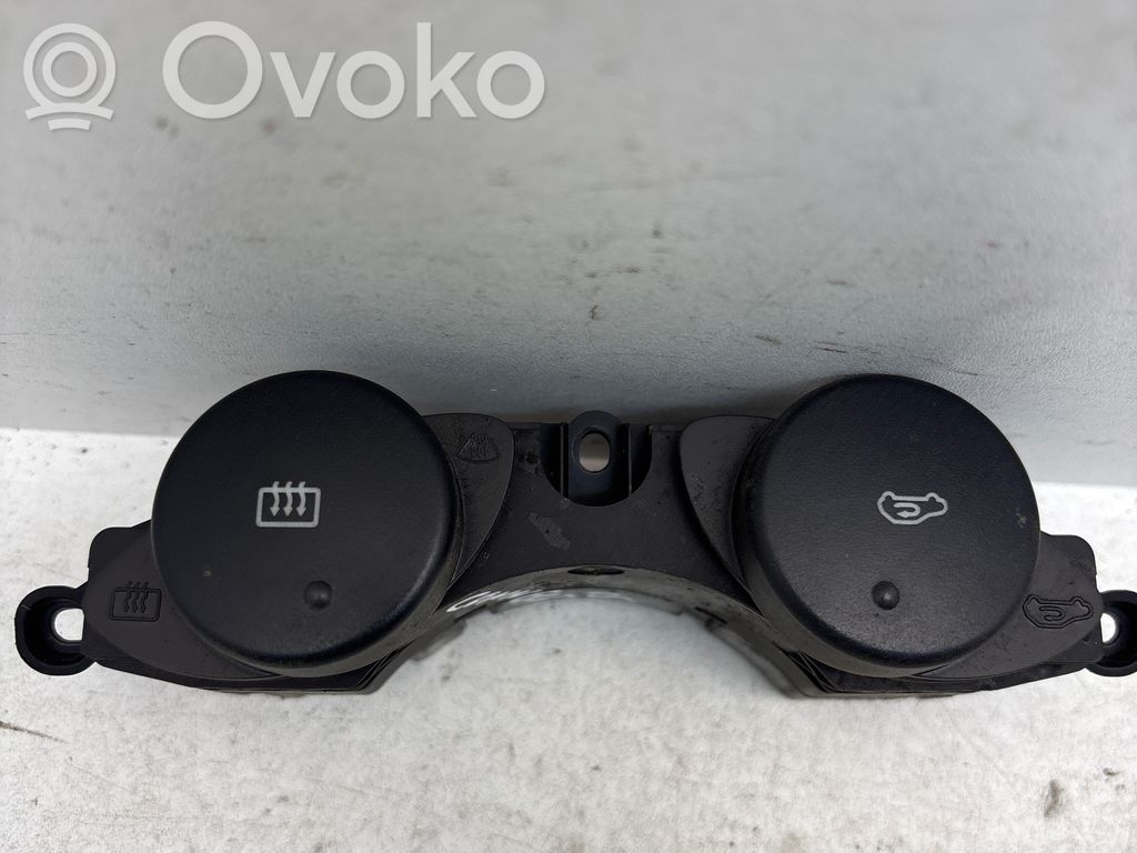 Ford Connect Windscreen/window heater switch 