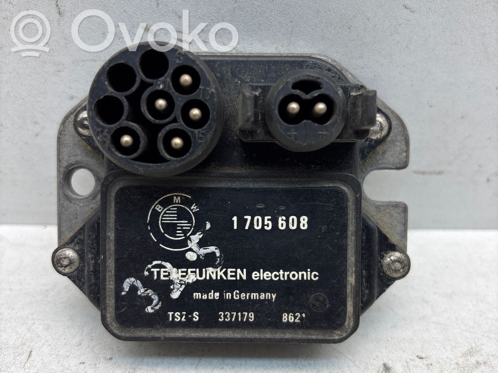 BMW 3 E36 Ignition amplifier control unit 