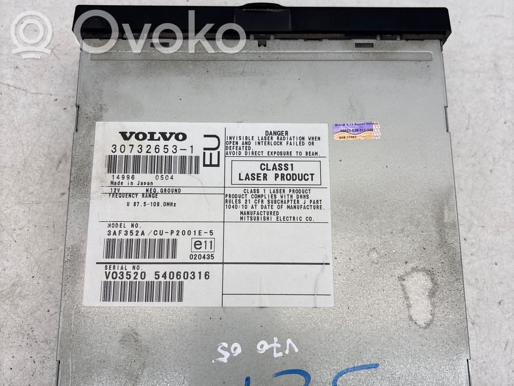 Volvo V70 Navigation unit CD/DVD player 