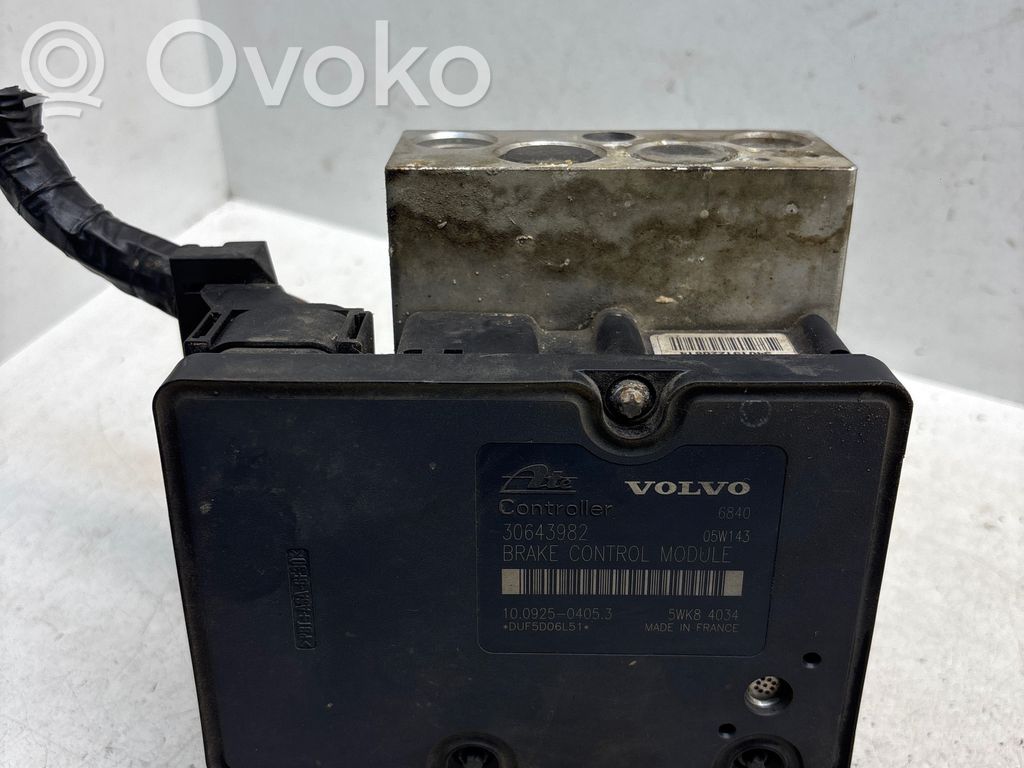 Volvo V70 ABS bloks 