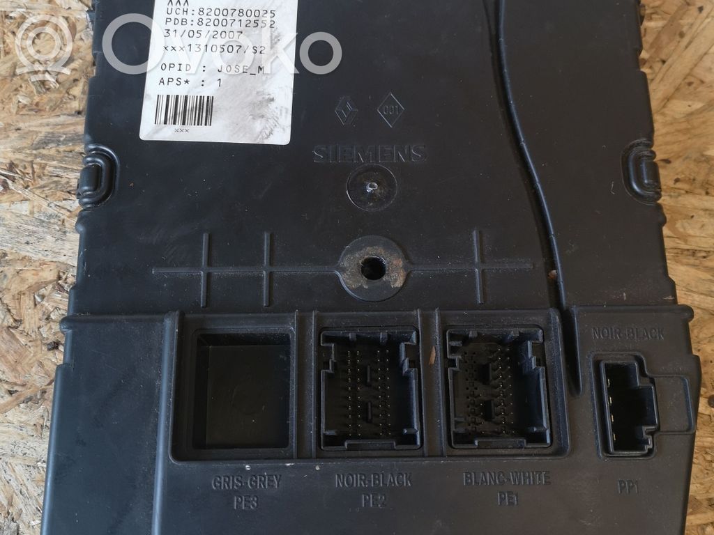 Renault Megane II Module confort 