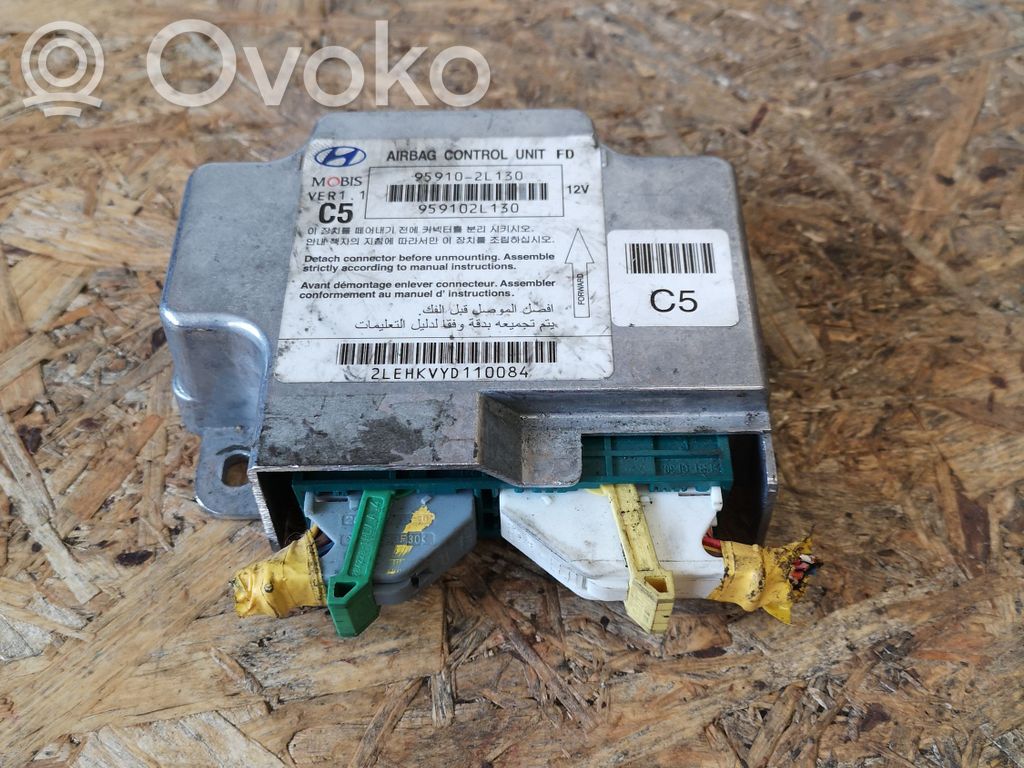 Hyundai i30 Airbag control unit/module 
