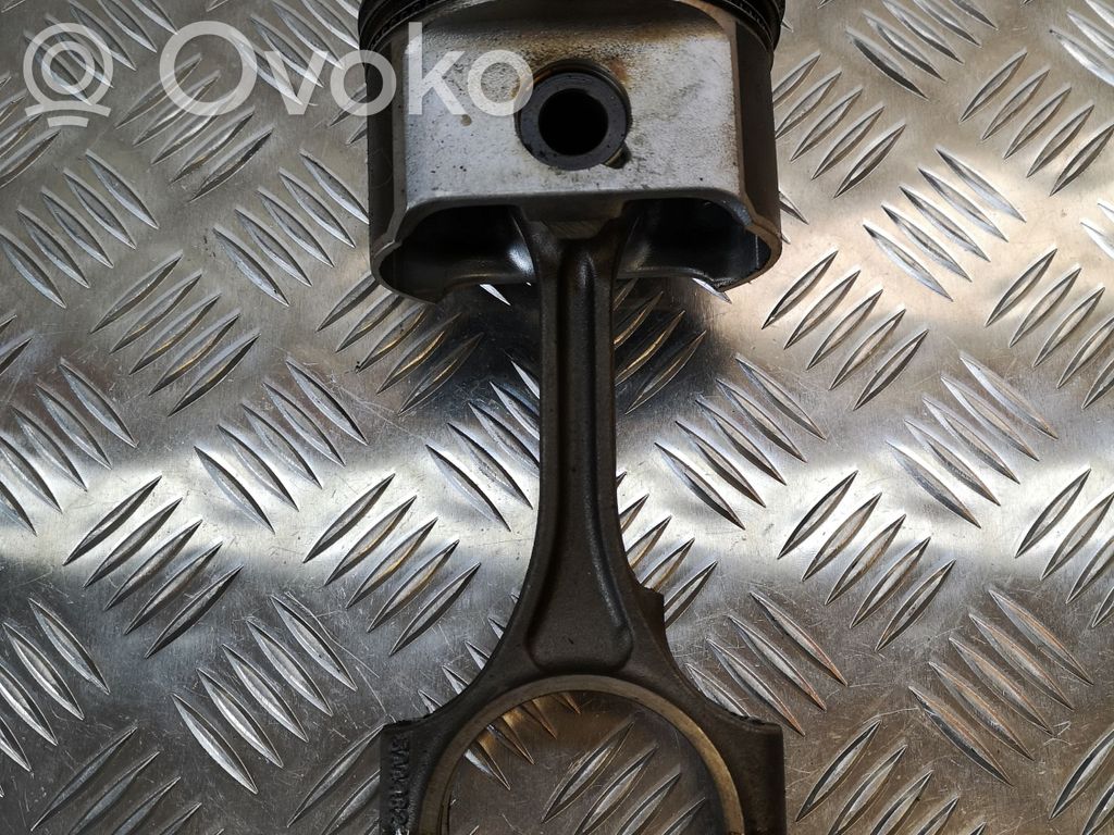 Chrysler 300 - 300C Piston with connecting rod 