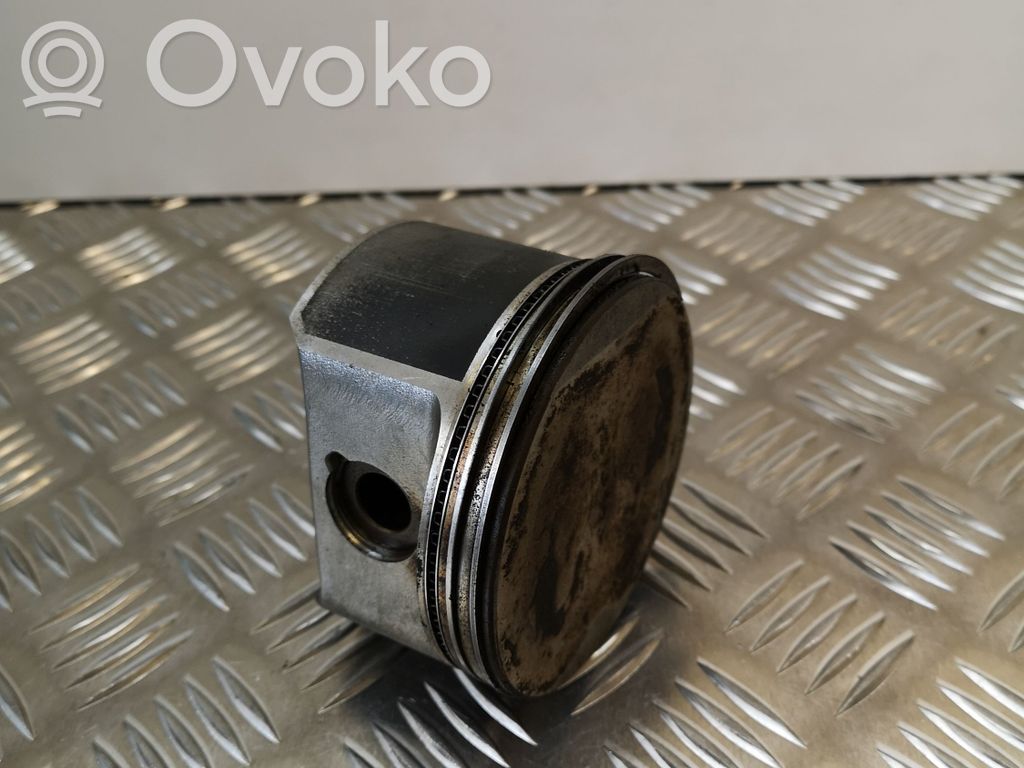 Chrysler 300 - 300C Piston 