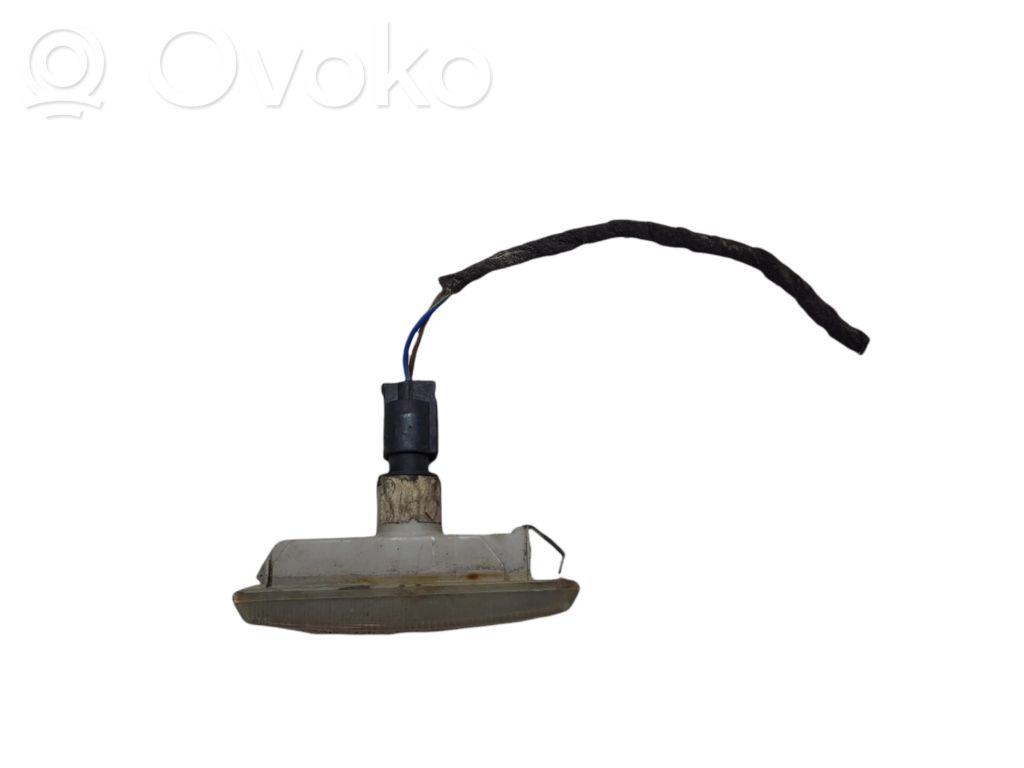 BMW 5 E39 Front fender indicator light 