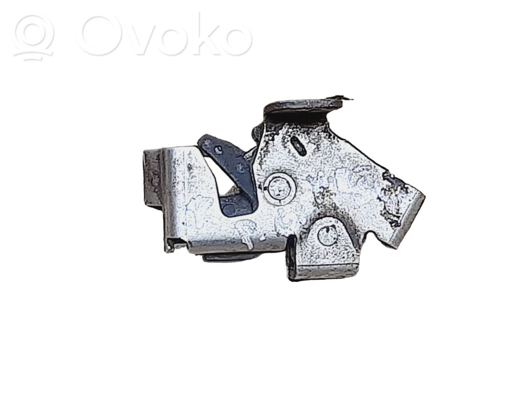 Loading door lock   241013
