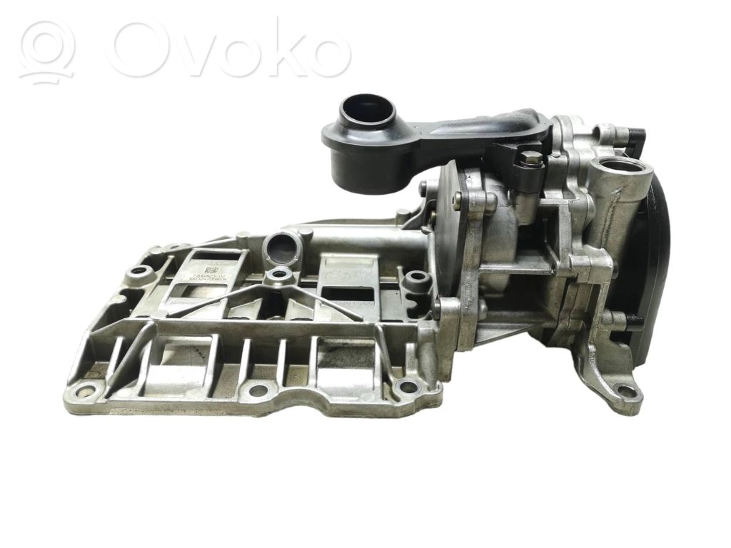 BMW 5 F10 F11 Oil pump 