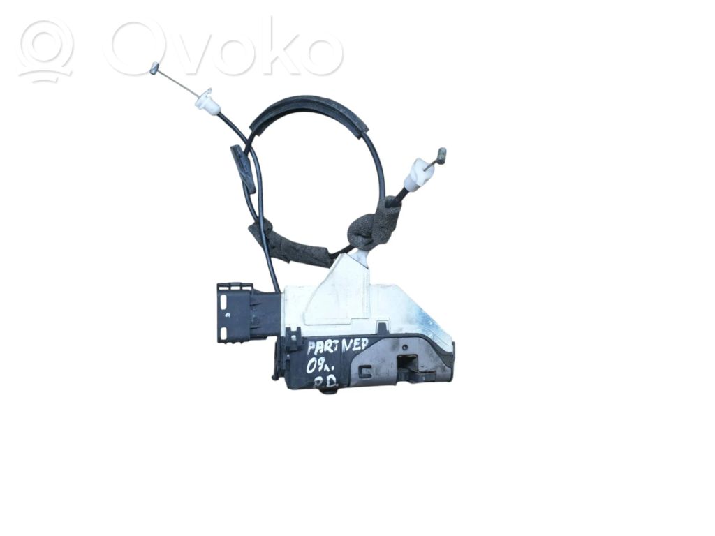 Citroen Berlingo Front door lock 