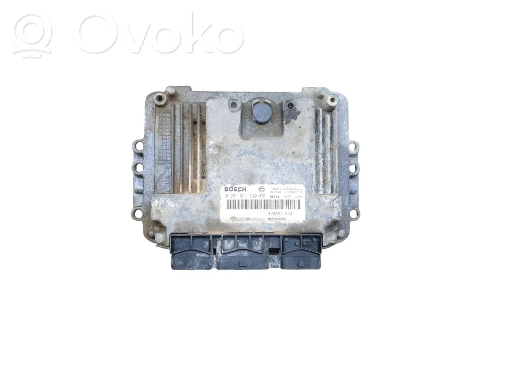 Renault Master II Engine control unit/module 