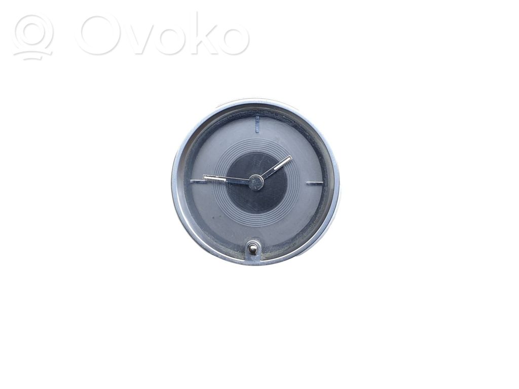 Renault Vel Satis Kello 