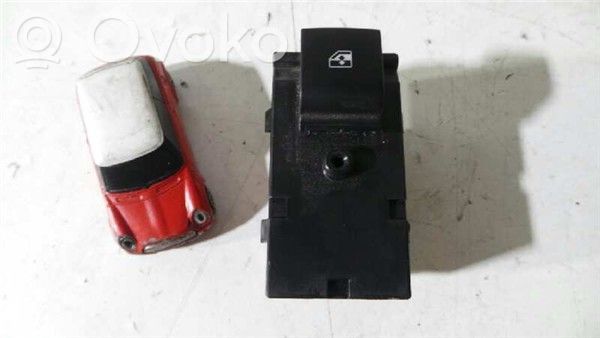 Chevrolet Cruze Interruptor del elevalunas eléctrico 