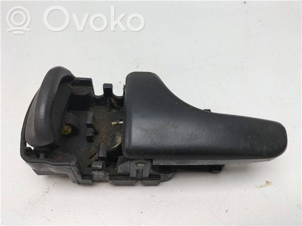 Nissan Terrano Etuoven sisäkahva 