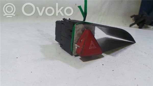 Volkswagen PASSAT B6 Botón interruptor de luz de peligro 