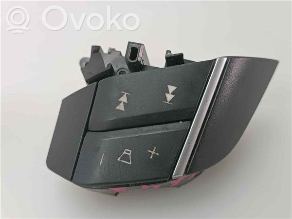 Multifunctional control switch/knob   7W25,30710707