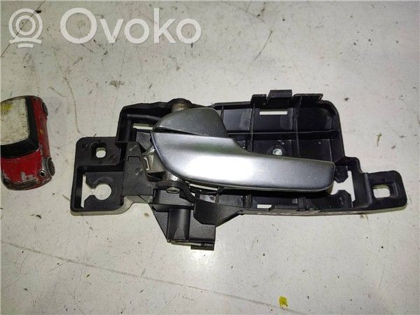 Ford Mondeo MK IV Manecilla interna puerta delantera 
