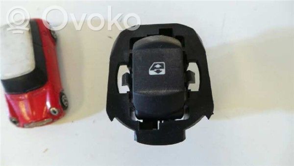 Renault Vel Satis Electric window control switch 