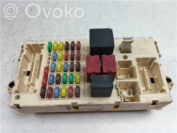 Alfa Romeo GT Módulo de fusible 
