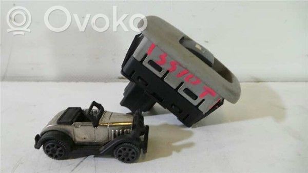 Electric window control switch   RHR,96515962ZW