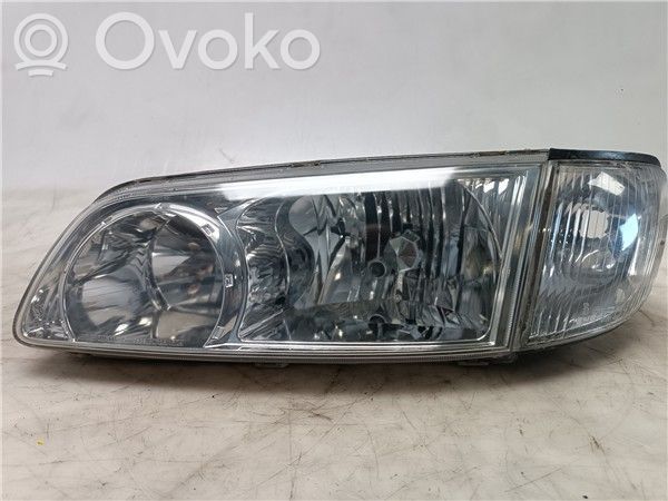 Hyundai H-1, Starex, Satellite Phare frontale 