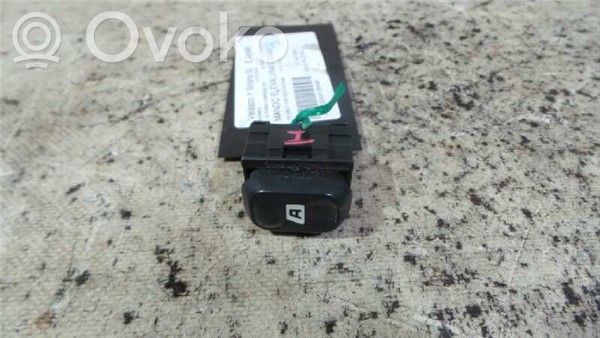 Peugeot Partner Interruptor del elevalunas eléctrico 