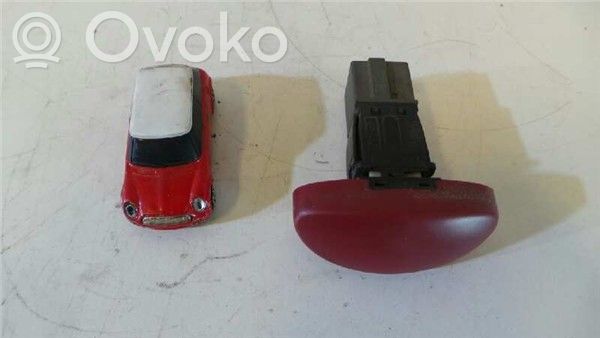 Peugeot 206 Avarinių žibintų jungtukas 