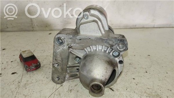 Стартер   D6RA11