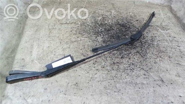 Opel Astra G Priekinio stiklo valytuvų kojelė 