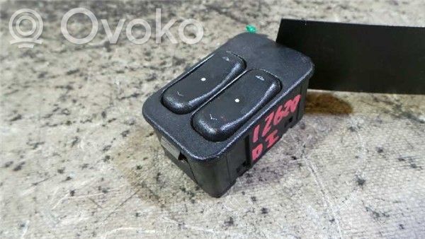 Opel Astra G Elektrinių langų jungtukas 