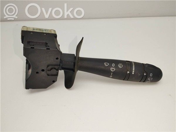 Renault Clio II Stikla tīrītāju slēdzis 
