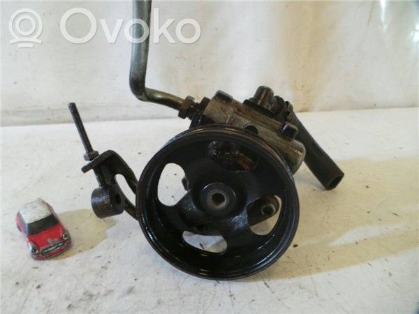 Ohjaustehostimen pumppu   D9B