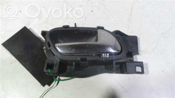 Peugeot 407 Front door interior handle 
