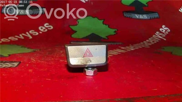 Hyundai Accent Avarinių žibintų jungtukas 