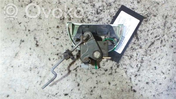 Nissan Serena Klamka zewnętrzna drzwi przednich 
