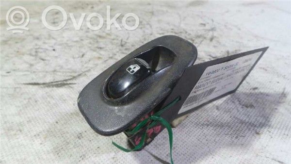 Hyundai Accent Elektrisko logu slēdzis 