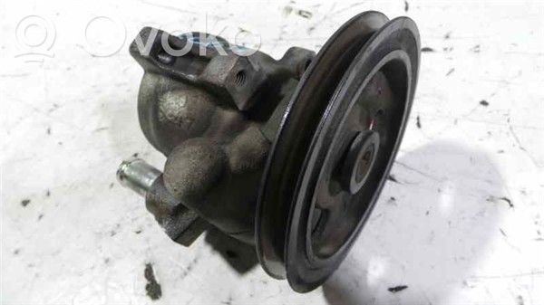 Opel Corsa B Ohjaustehostimen pumppu 