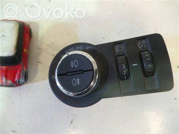 Valokatkaisija   A20DT,13268702