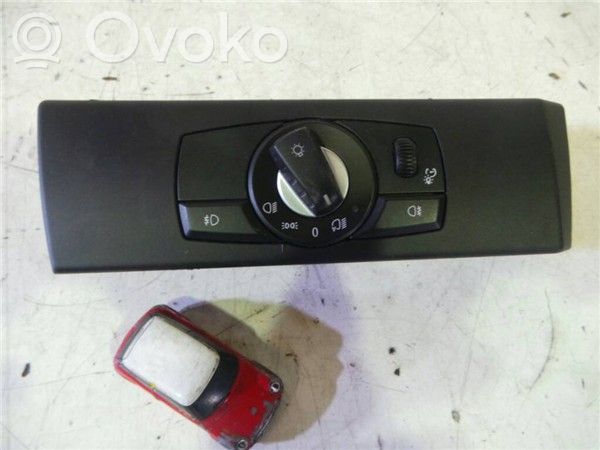 Lukturu slēdzis   M57306D3,6988565