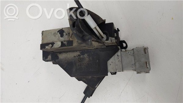 Peugeot 407 Rear door lock 