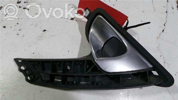 Nissan Primera Front door interior handle 